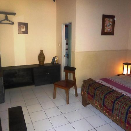 La Casa Homestay سينغيغي الغرفة الصورة